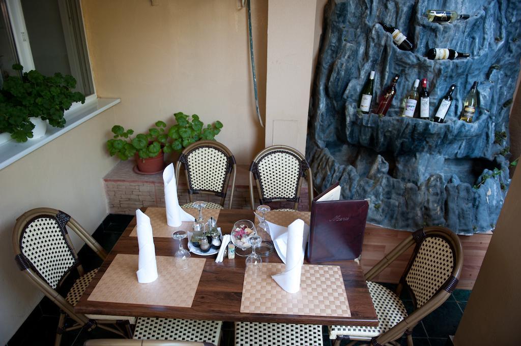 Hotel Dynes Eforie Nord Esterno foto