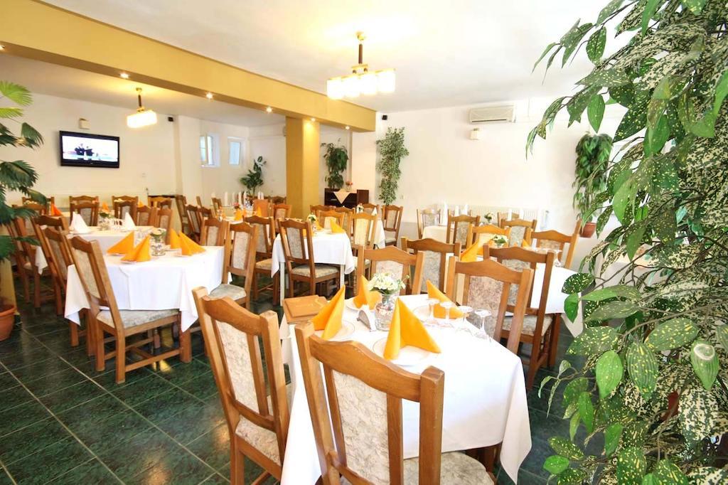 Hotel Dynes Eforie Nord Esterno foto