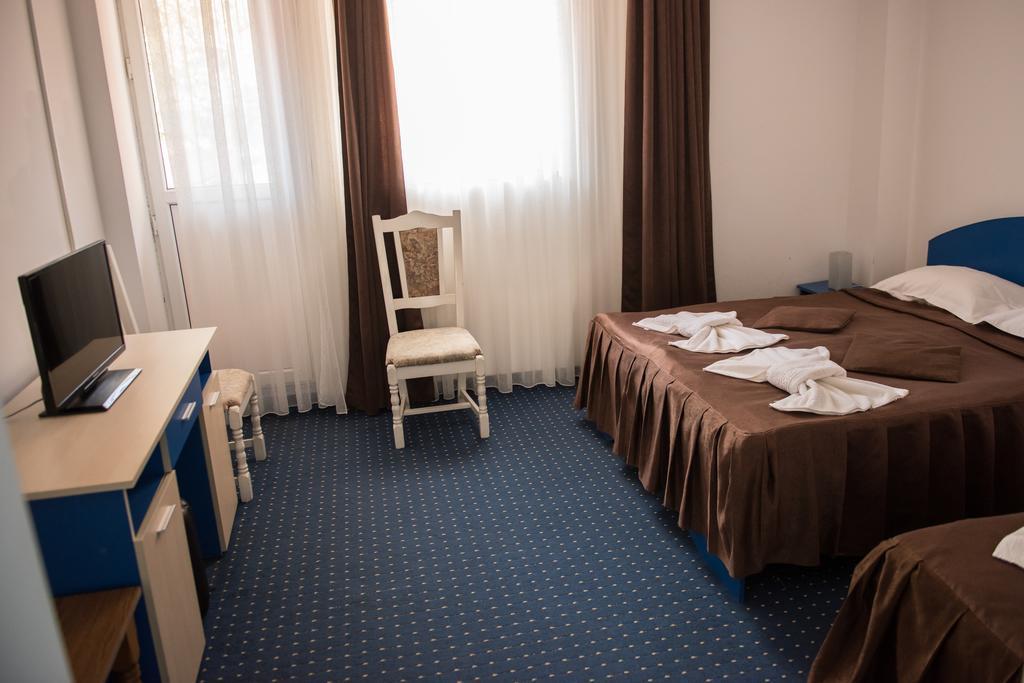Hotel Dynes Eforie Nord Esterno foto