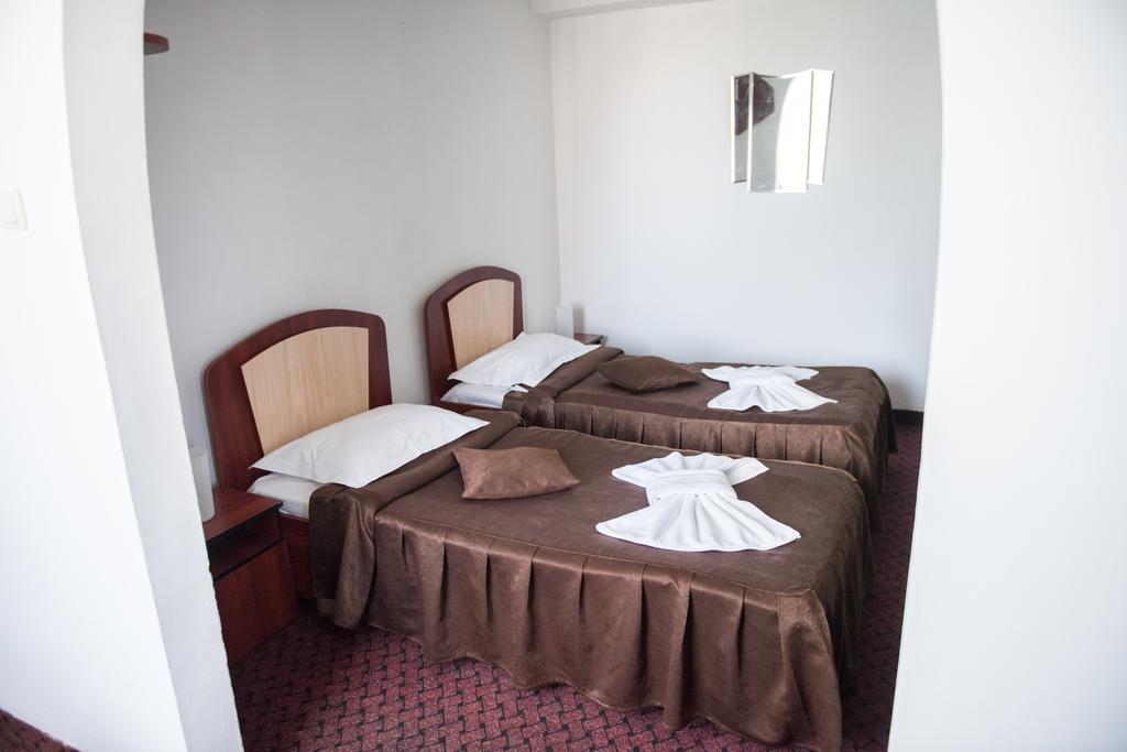 Hotel Dynes Eforie Nord Esterno foto