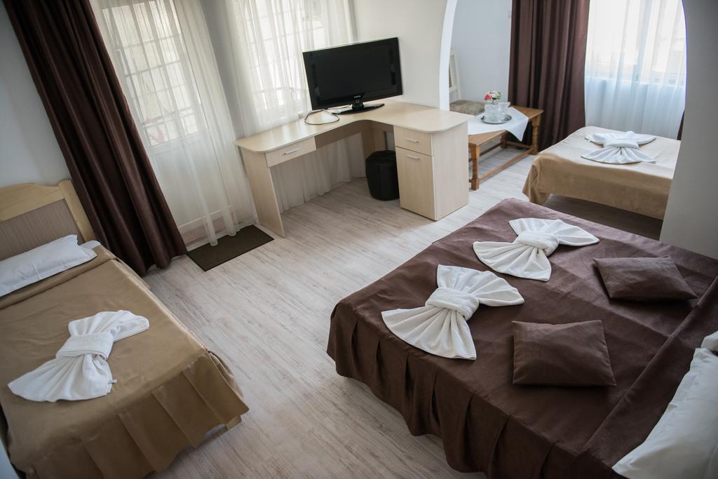 Hotel Dynes Eforie Nord Esterno foto